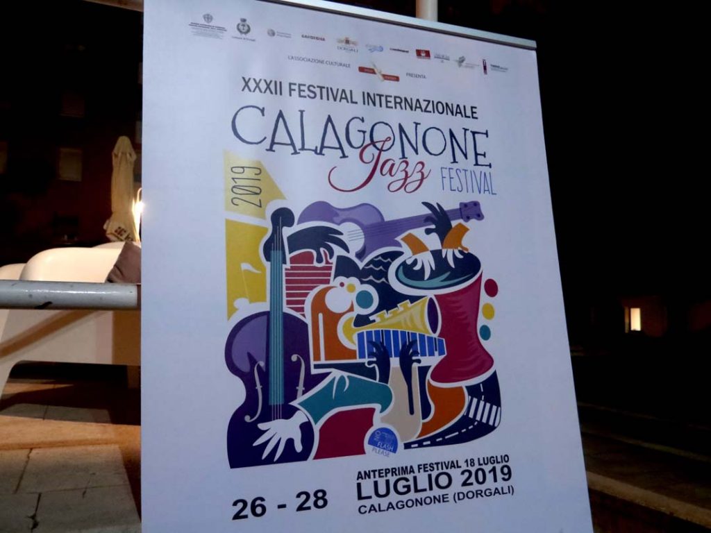 fotografie della mia grafica al calagonone jazz 2019